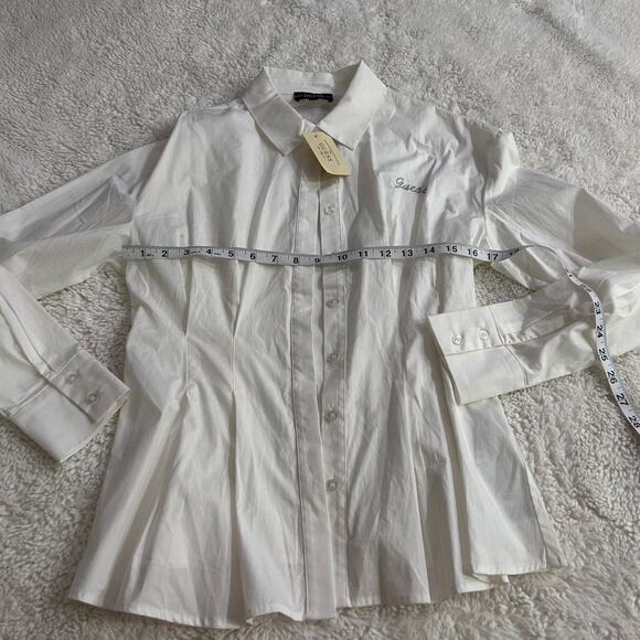 Guess Women's Catha Tailored Classic Button Down Shirt NWT Size M Preppy Soft - Picture 3 of 7